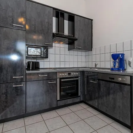 Haus Wenden 4 *